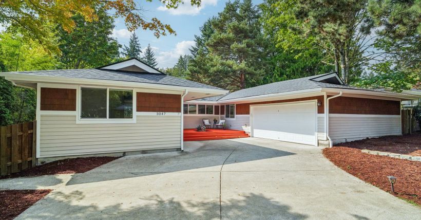 Idyllic Cherry Crest Retreat
